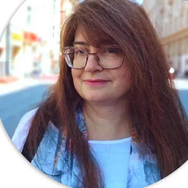 Ирина Владимировна Савельева — руководитель Школы